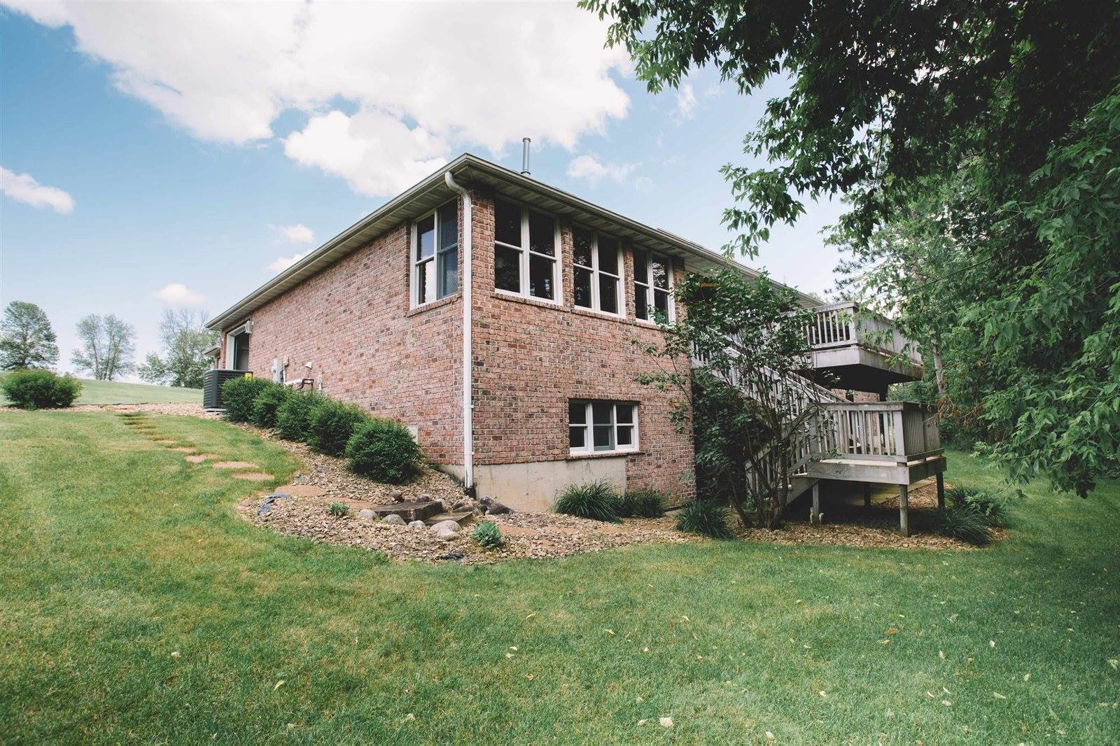 W5844 Rolling Hills Drive, Neillsville, WI 54456