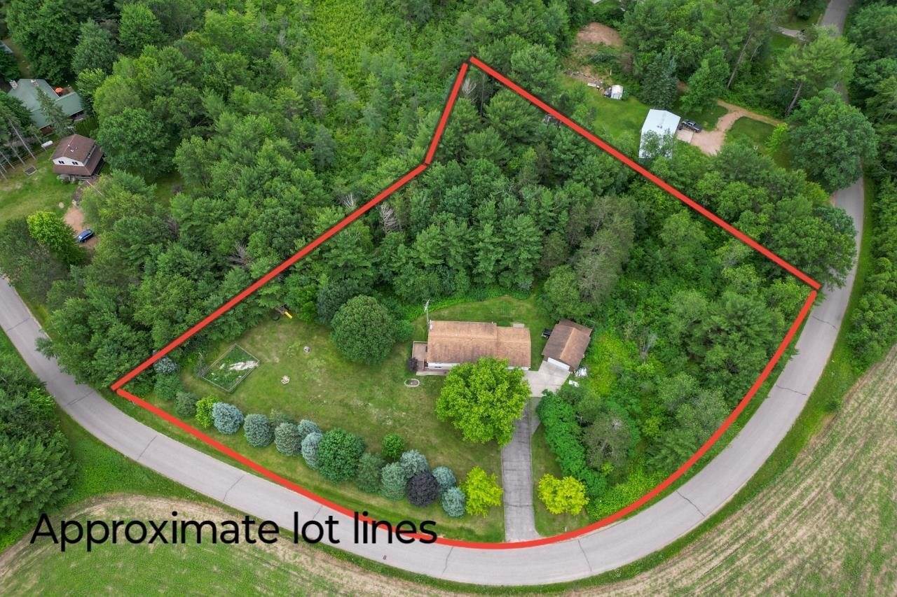 204445 Lake Drive, Rosholt, WI 54473