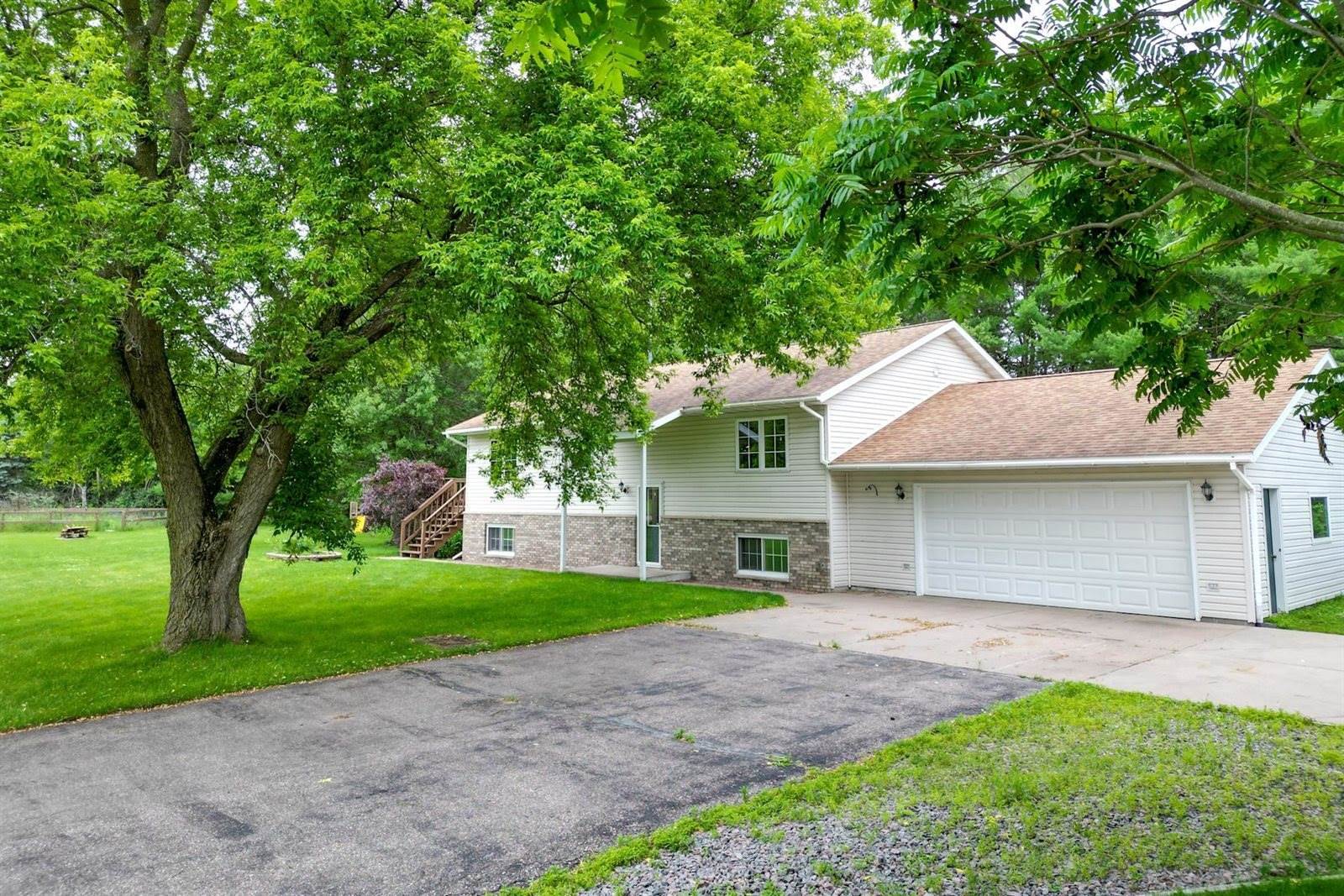 204445 Lake Drive, Rosholt, WI 54473