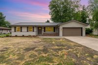 1254 N Frost Drive, Saginaw, MI 48638