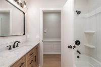 1254 N Frost Drive, Saginaw, MI 48638