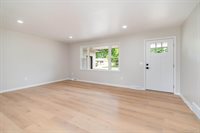 1254 N Frost Drive, Saginaw, MI 48638