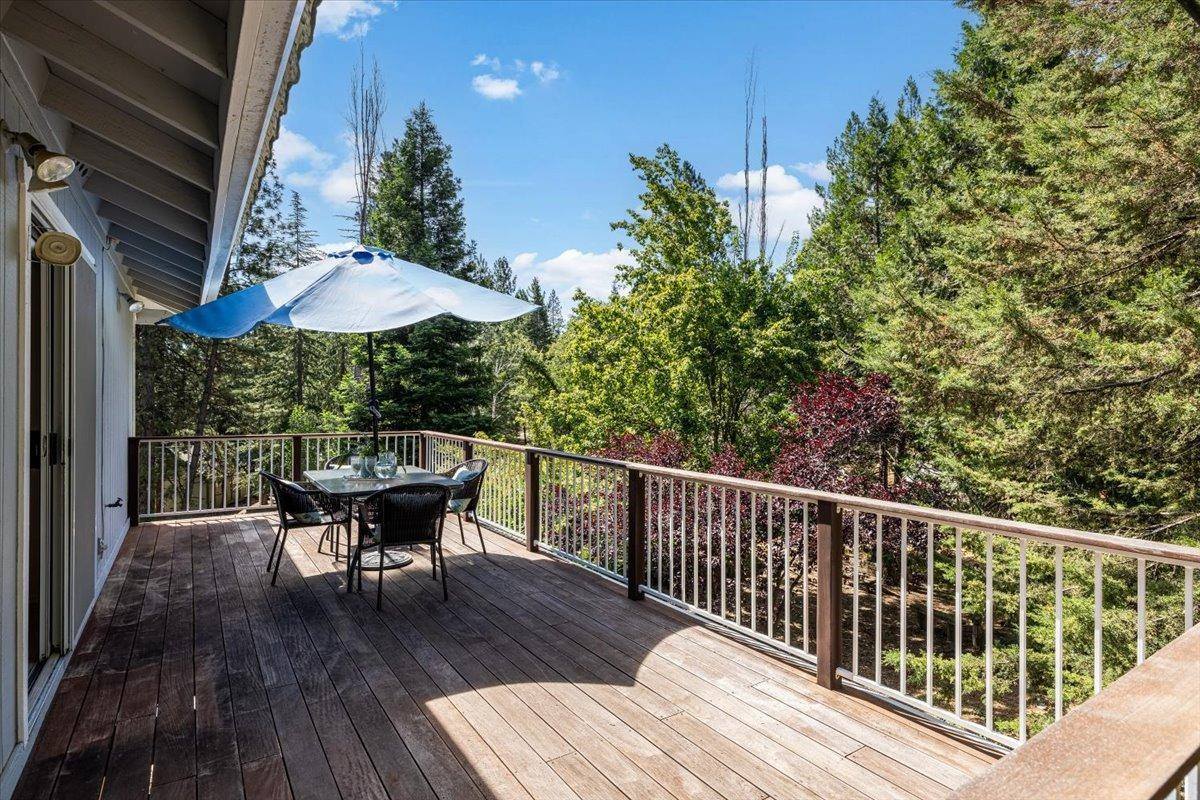 15176 Lorie Drive, Grass Valley, CA 95949