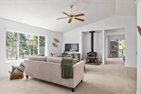 15176 Lorie Drive, Grass Valley, CA 95949