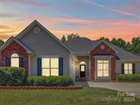 2002 Blazing Star Lane, Monroe, NC 28110