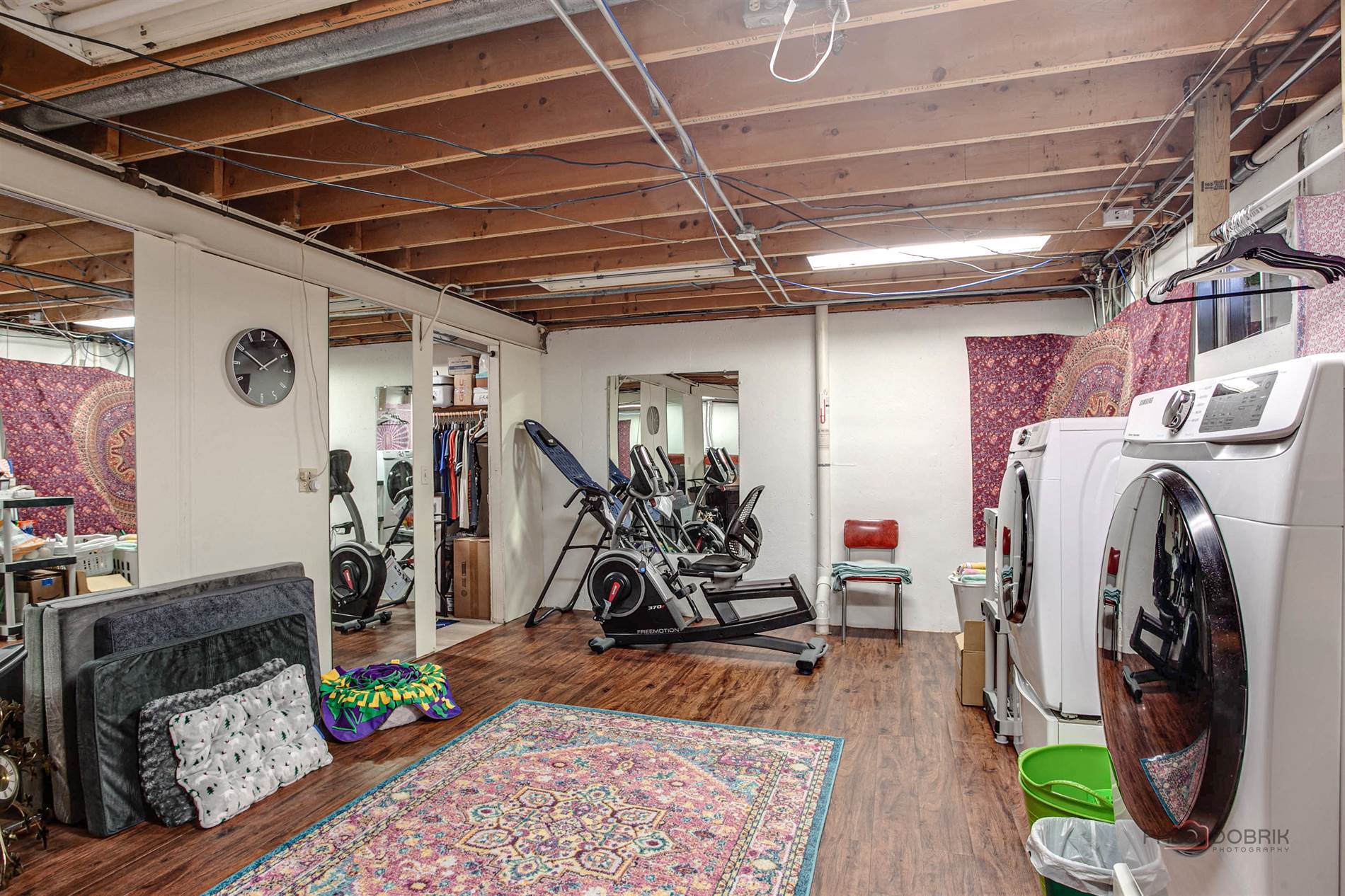 240 Russell Ave, Winthrop Harbor, IL 60096