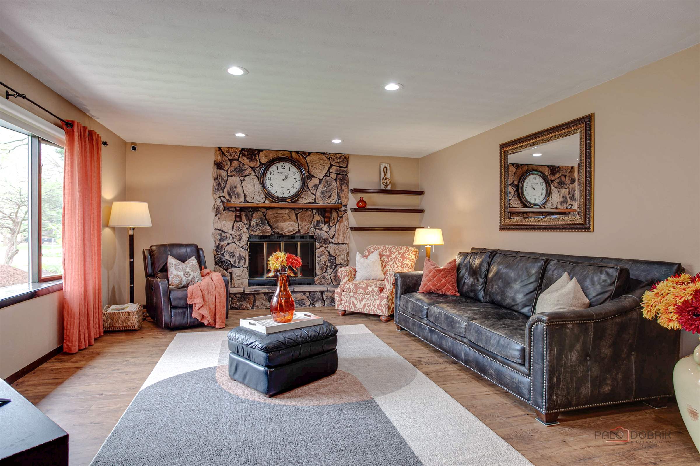 240 Russell Ave, Winthrop Harbor, IL 60096