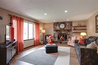 240 Russell Ave, Winthrop Harbor, IL 60096