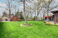 240 Russell Ave, Winthrop Harbor, IL 60096