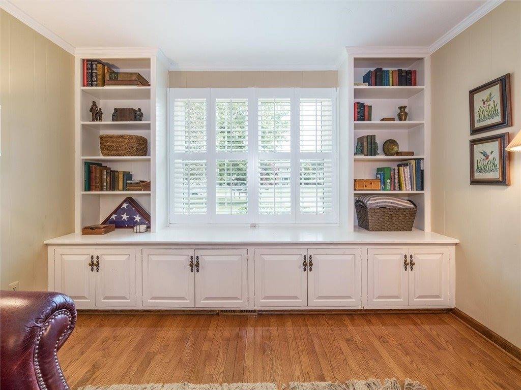 11 Heatherwood Road, Perinton, NY 14450