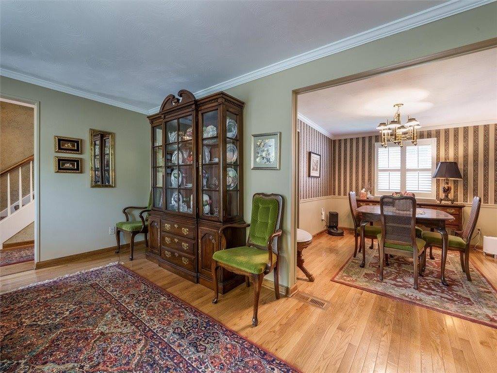 11 Heatherwood Road, Perinton, NY 14450