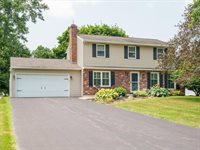 11 Heatherwood Road, Perinton, NY 14450