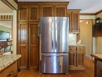 11 Heatherwood Road, Perinton, NY 14450