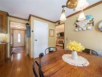 11 Heatherwood Road, Perinton, NY 14450