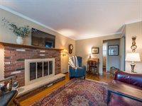 11 Heatherwood Road, Perinton, NY 14450