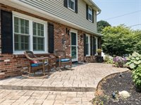 11 Heatherwood Road, Perinton, NY 14450