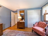 11 Heatherwood Road, Perinton, NY 14450