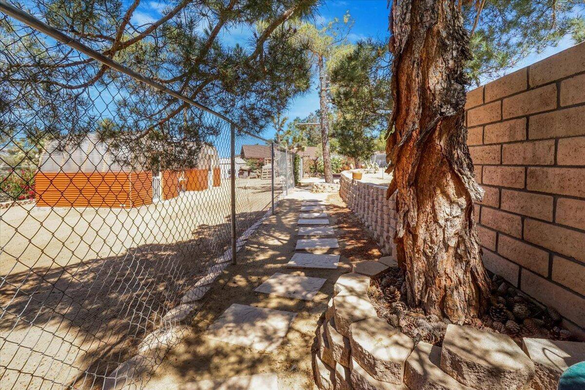 58730 Delano Trail, Yucca Valley, CA 92284