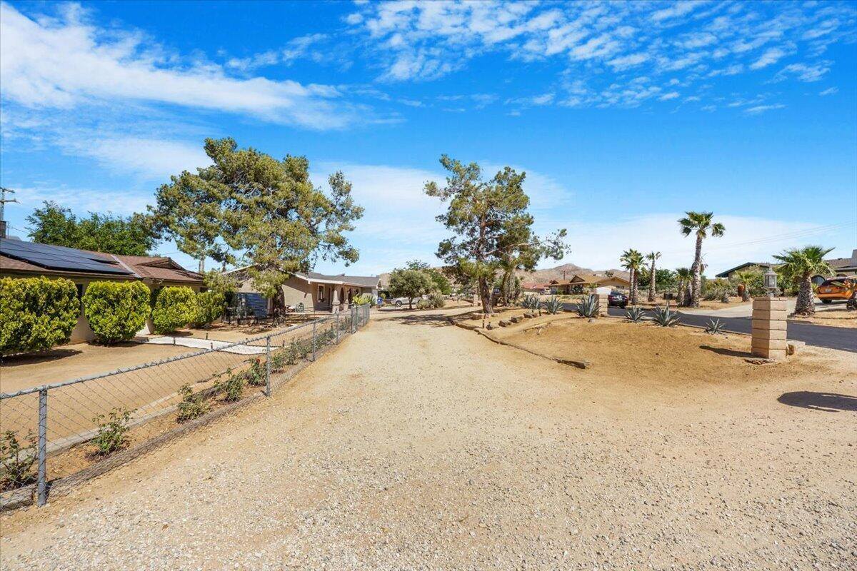 58730 Delano Trail, Yucca Valley, CA 92284