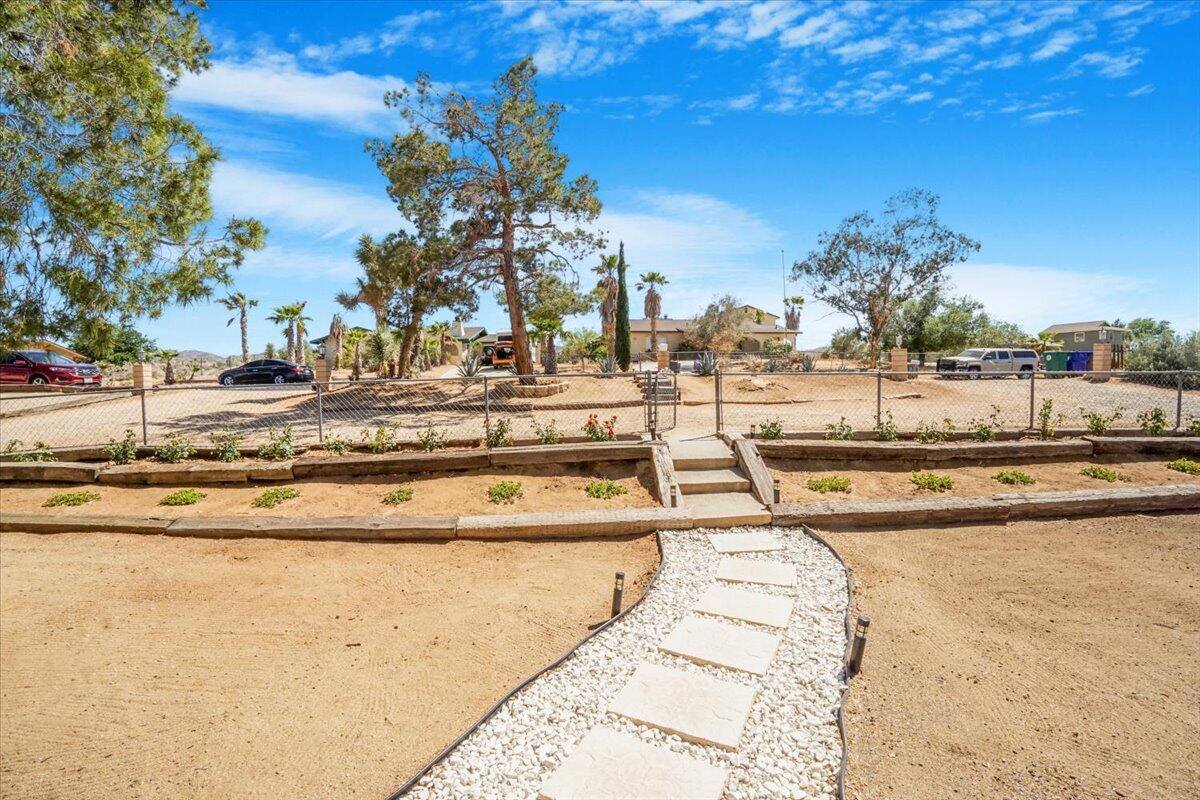 58730 Delano Trail, Yucca Valley, CA 92284