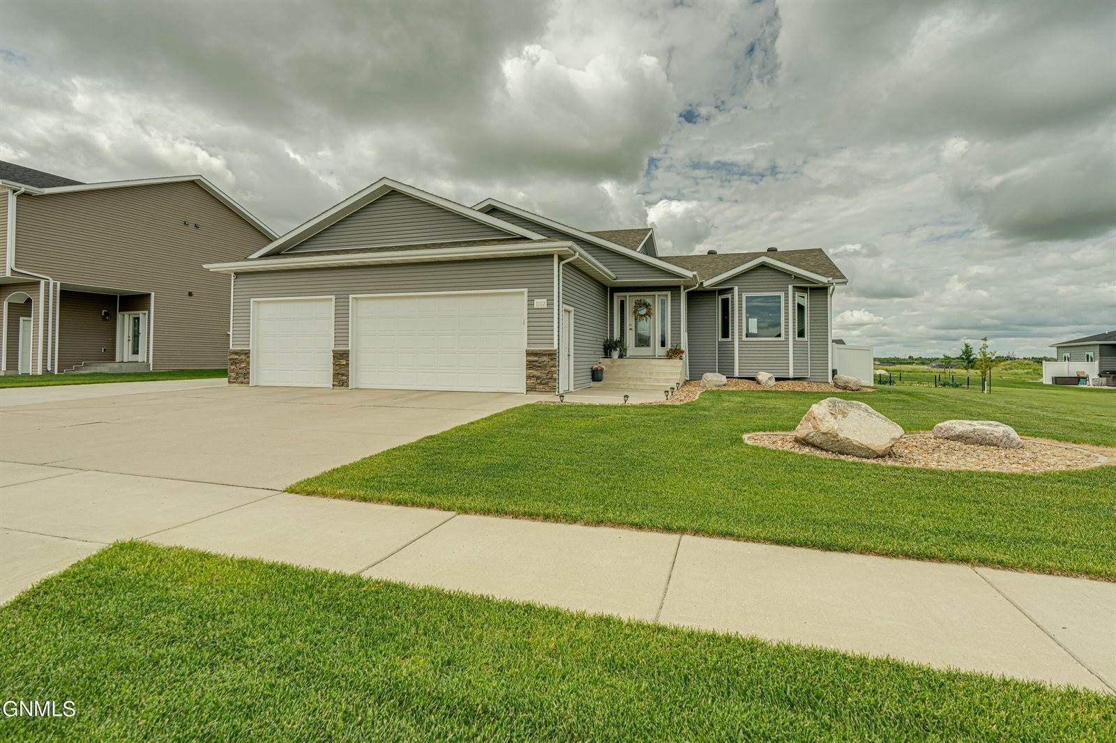 1112 Lasalle Drive West, Bismarck, ND 58503