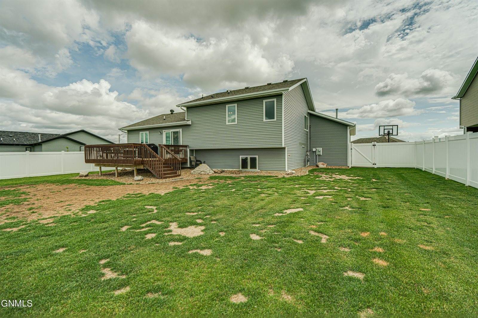 1112 Lasalle Drive West, Bismarck, ND 58503