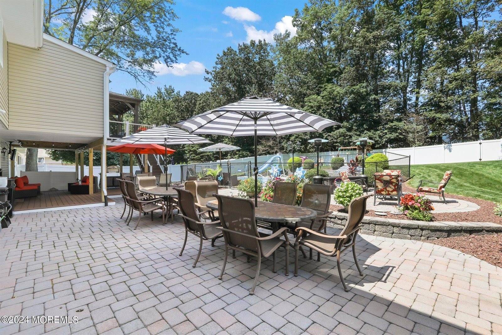 22 Galahad Drive, Manalapan, NJ 07726