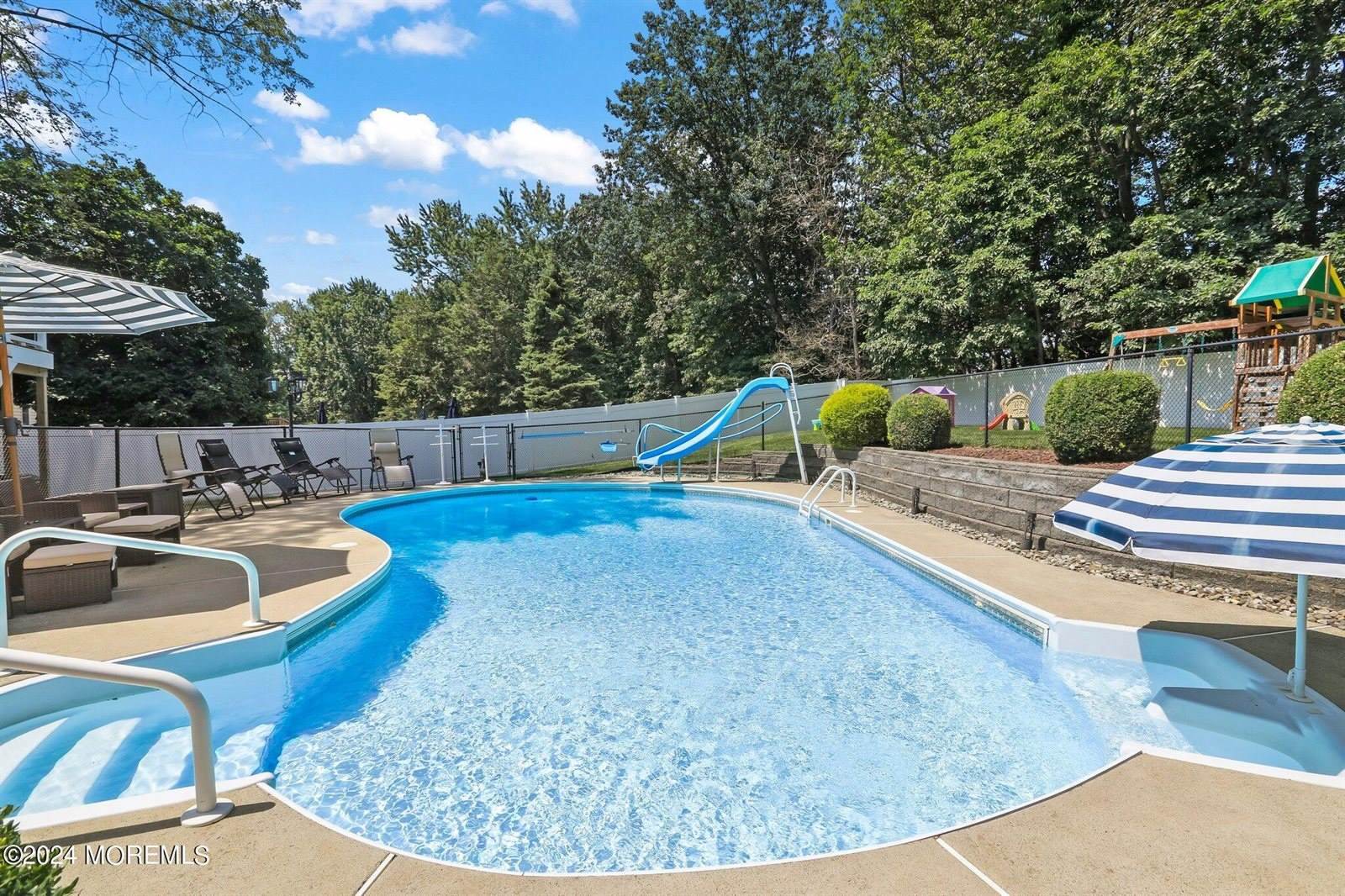 22 Galahad Drive, Manalapan, NJ 07726