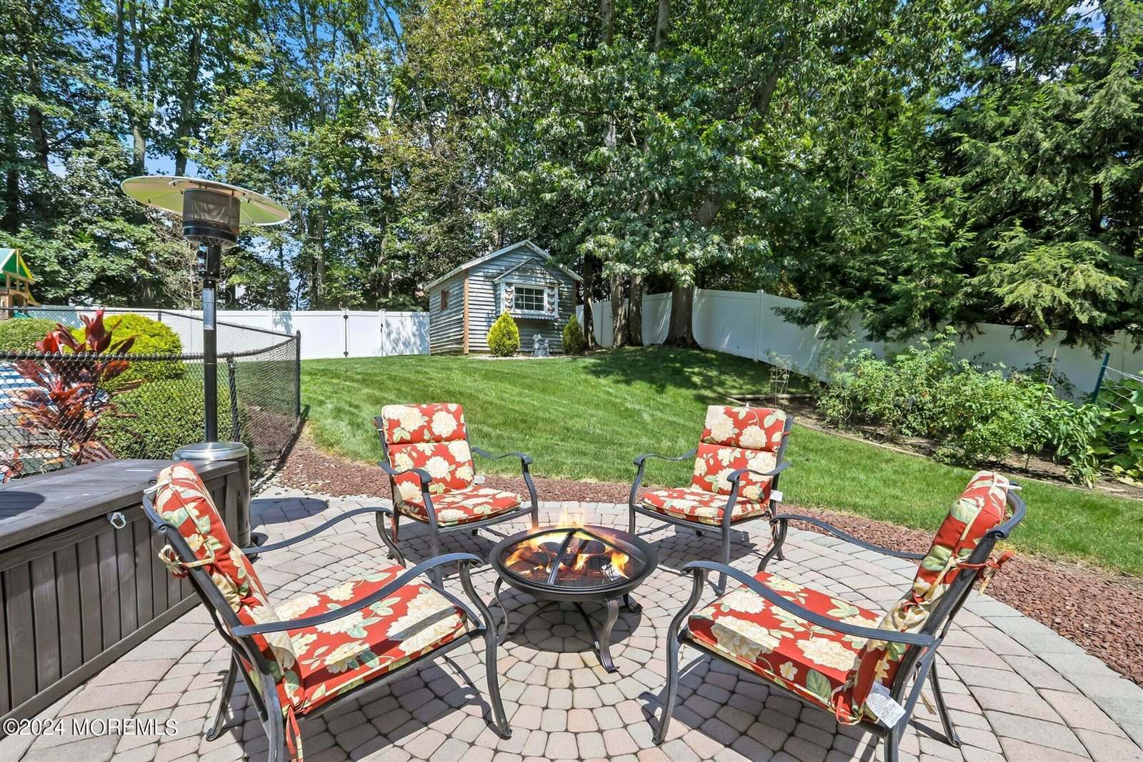 22 Galahad Drive, Manalapan, NJ 07726