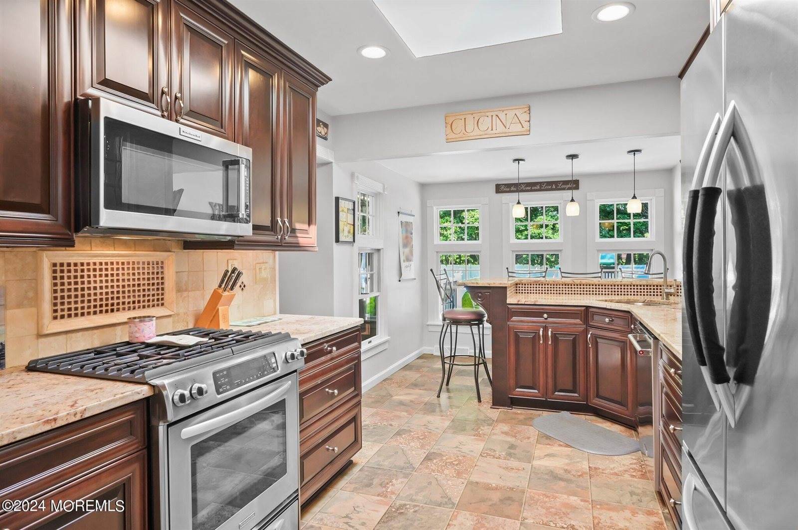 22 Galahad Drive, Manalapan, NJ 07726