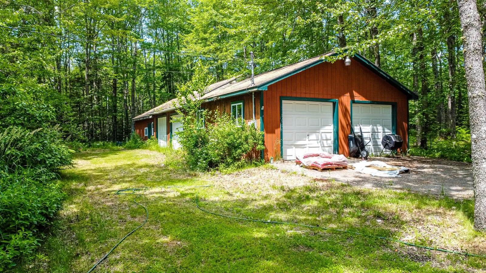 8 Red Fern Road, Trenton, ME 04605