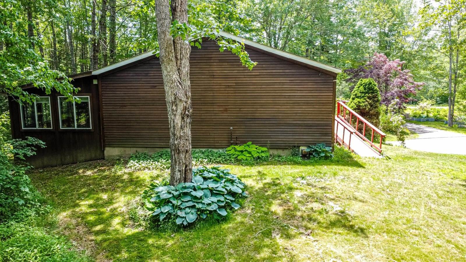 8 Red Fern Road, Trenton, ME 04605