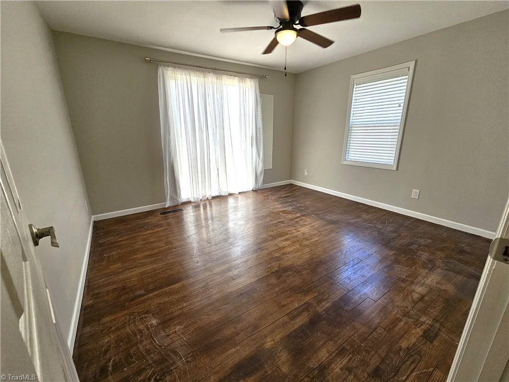 1023 Summit Avenue, Reidsville, NC 27320