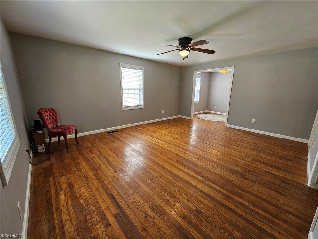 1023 Summit Avenue, Reidsville, NC 27320