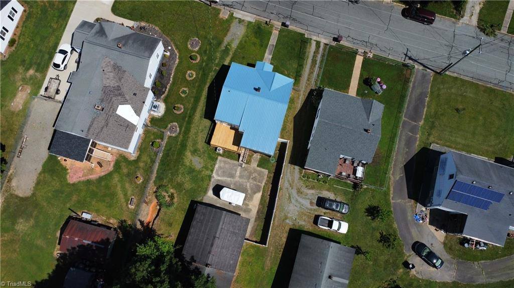 1023 Summit Avenue, Reidsville, NC 27320
