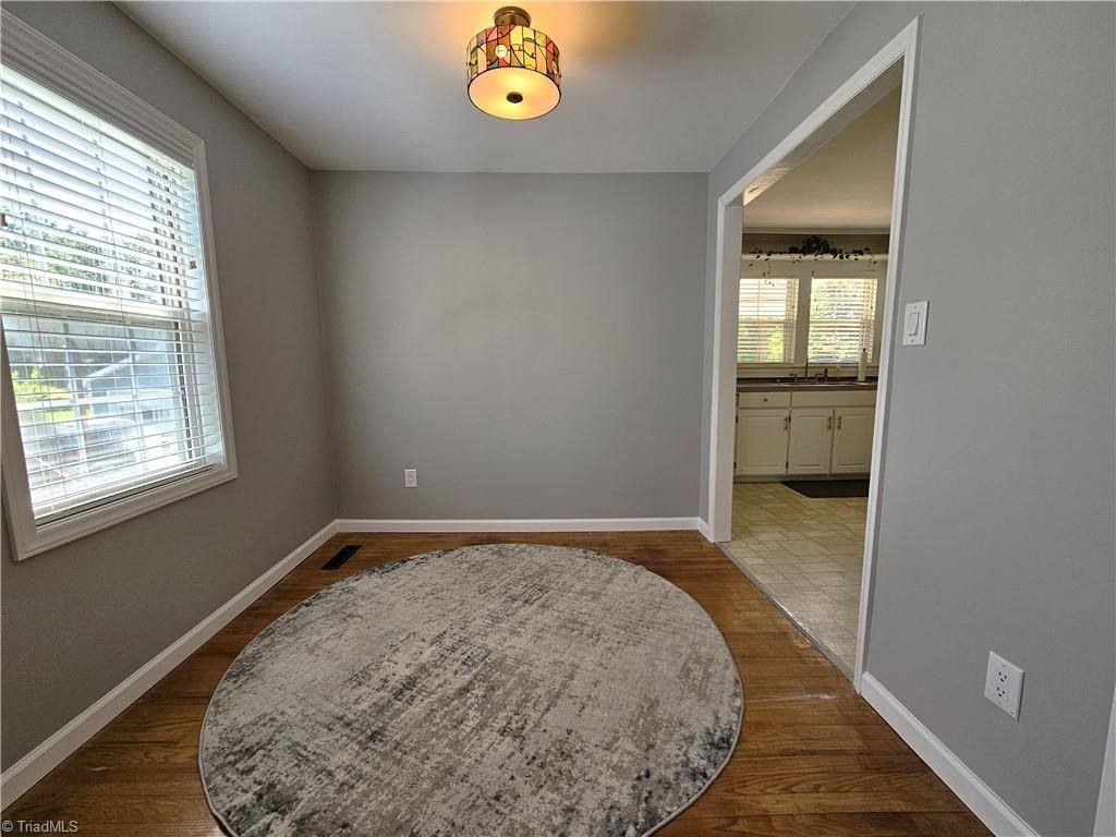 1023 Summit Avenue, Reidsville, NC 27320