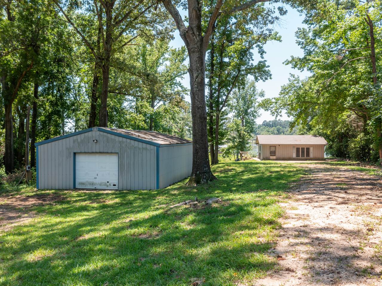 15606 McElroy Rd, Whitehouse, TX 75791