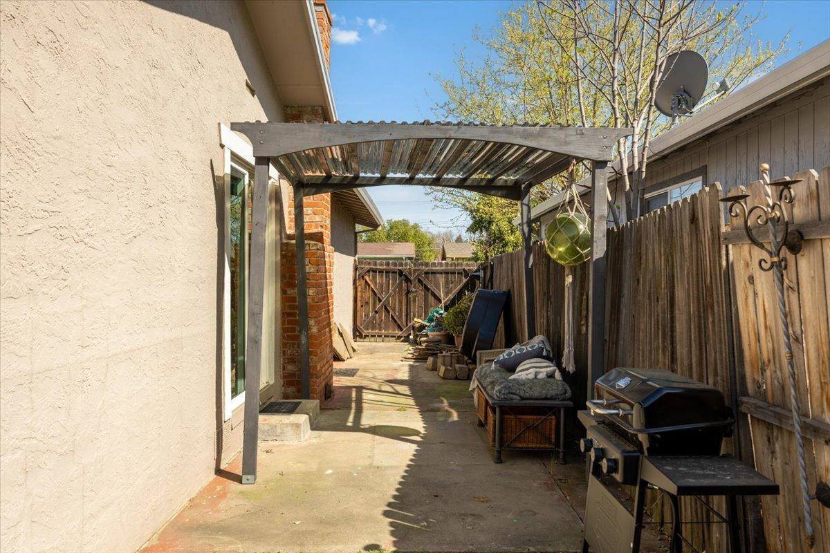 9334 Mark Street, Elk Grove, CA 95624