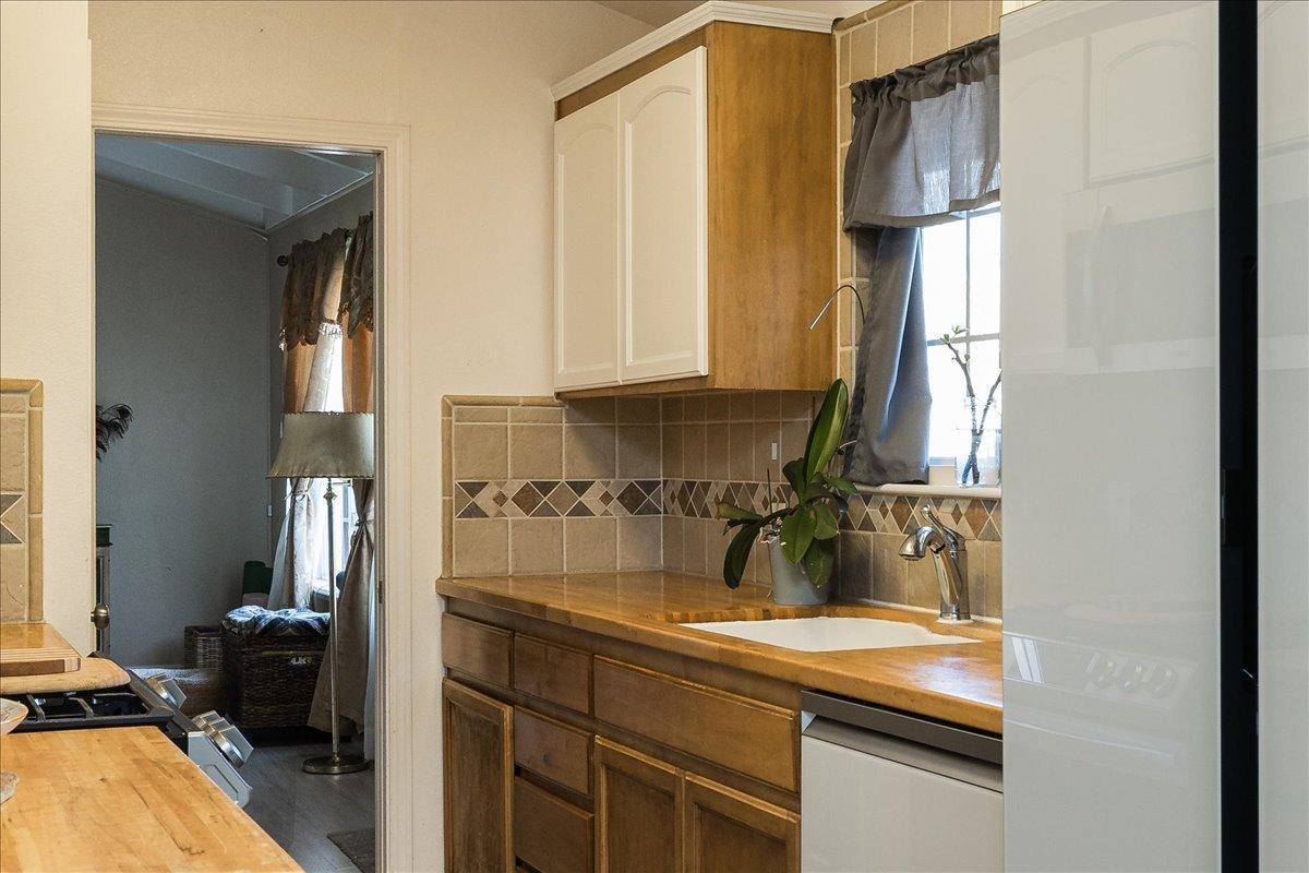 9334 Mark Street, Elk Grove, CA 95624