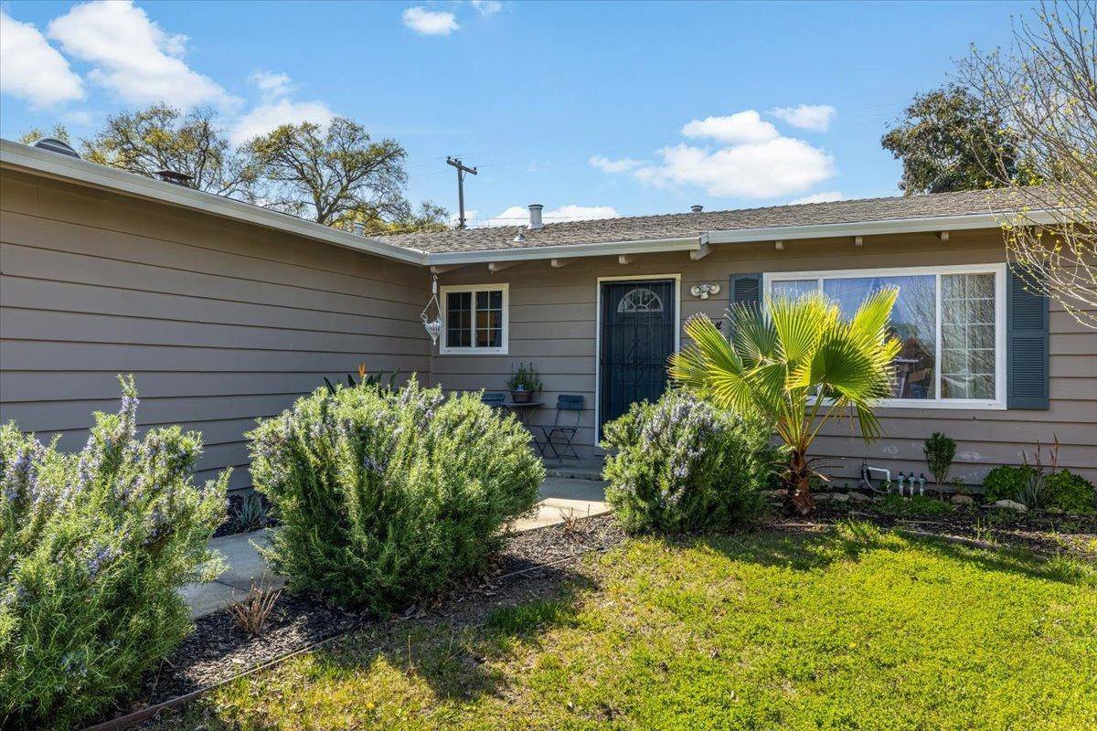 9334 Mark Street, Elk Grove, CA 95624