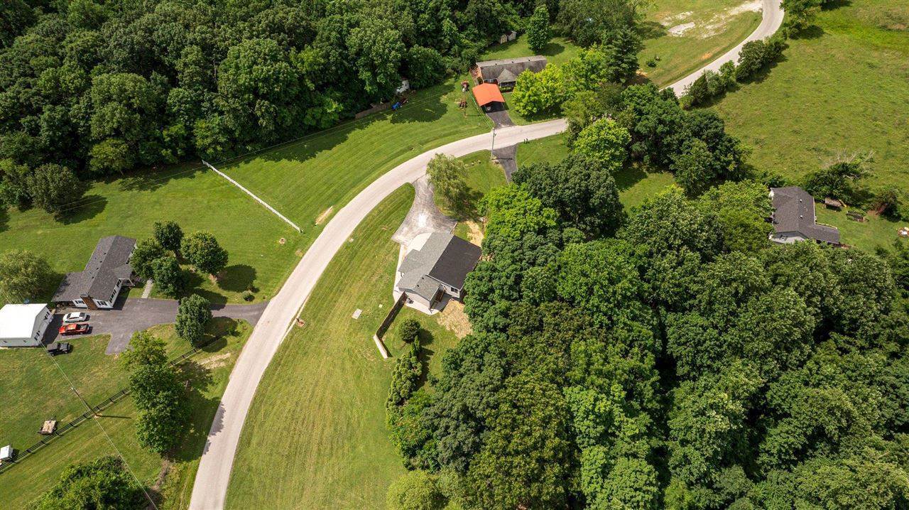 461 White Stone Quarry Road, Bowling Green, KY 42101