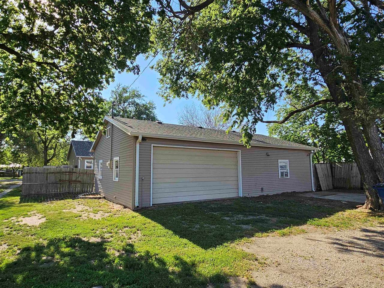 105 South 3rd Street, Smolan, KS 67456