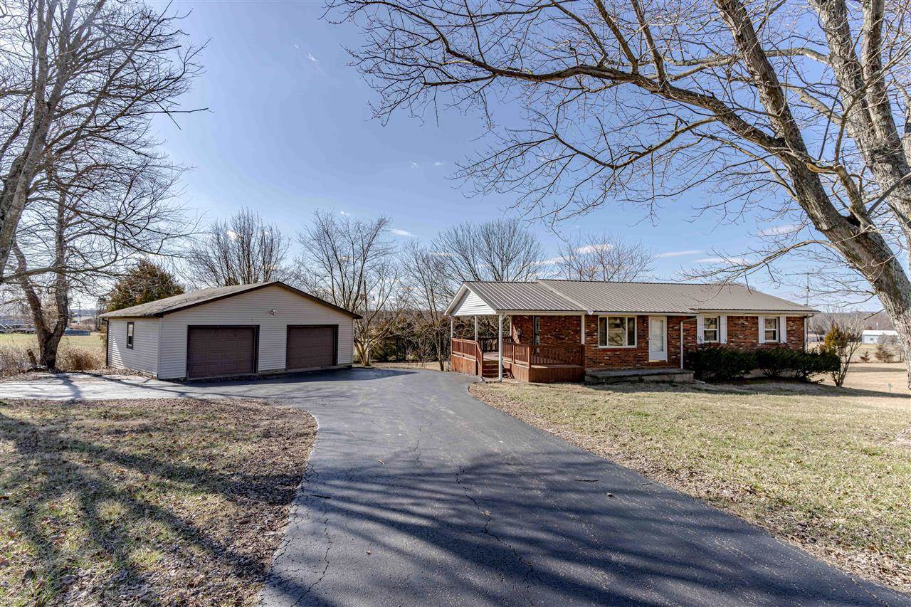 85 Echo Trail, Brandenburg, KY 40108