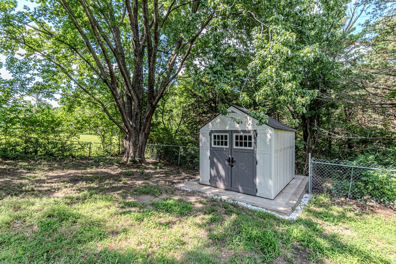 7621 Old Milford Road, Milford, KS 66514