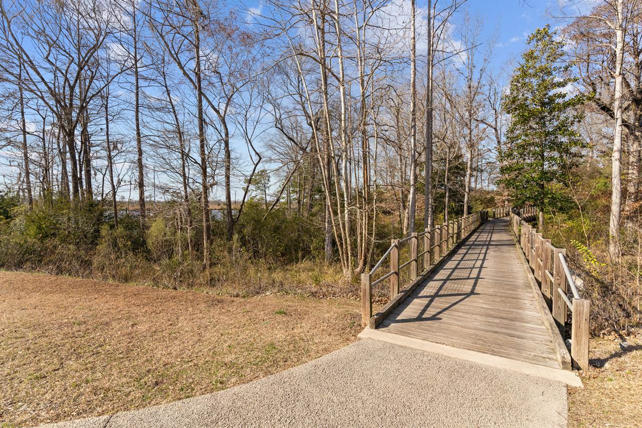 424 Burgee Court, Castle Hayne, NC 28429