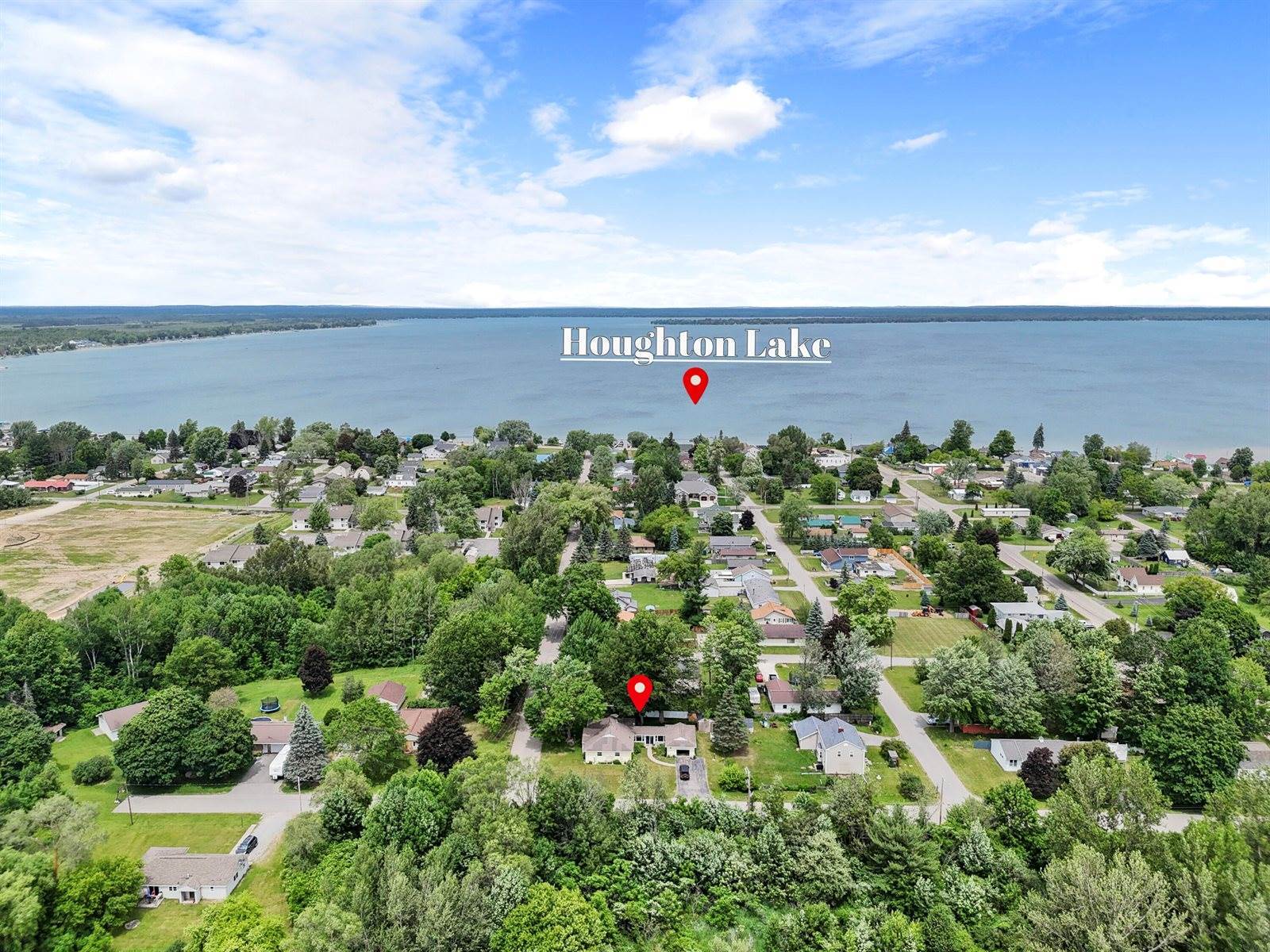 303 Flora Avenue, Houghton Lake, MI 48629