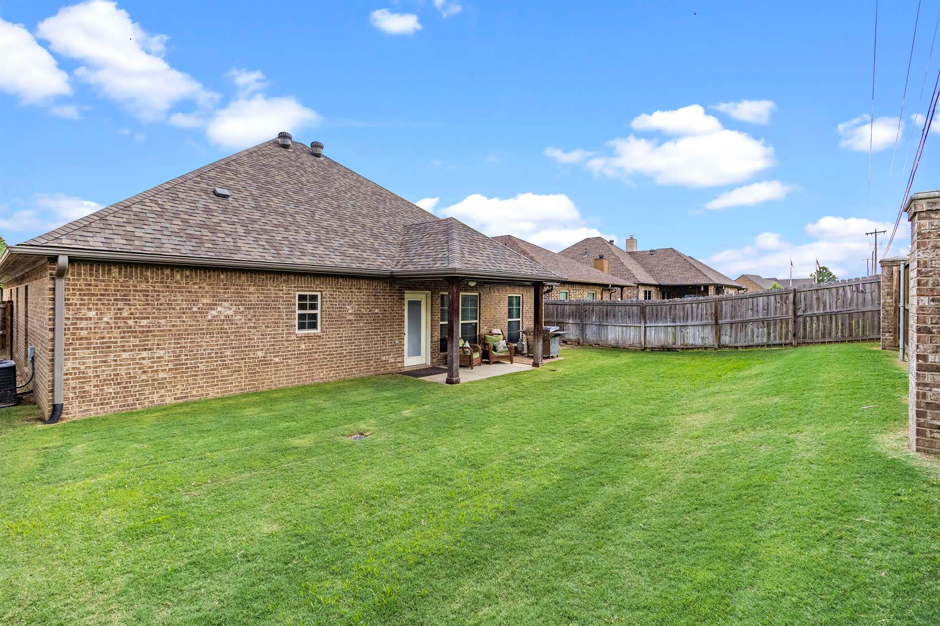 107 Fredricksburg Circle, Hallsville, TX 75650