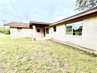600 West 11th Street, Weslaco, TX 78596