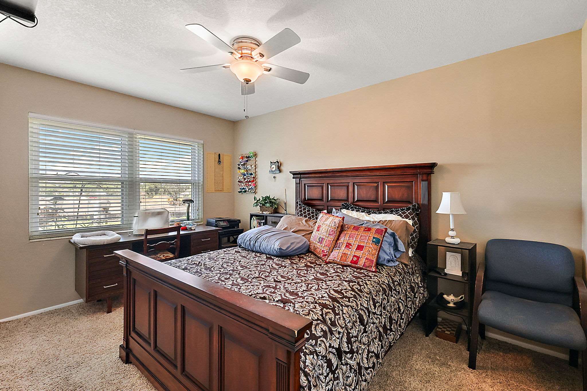 13814 Adams St, Grand Island, FL 32735