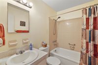 13814 Adams St, Grand Island, FL 32735